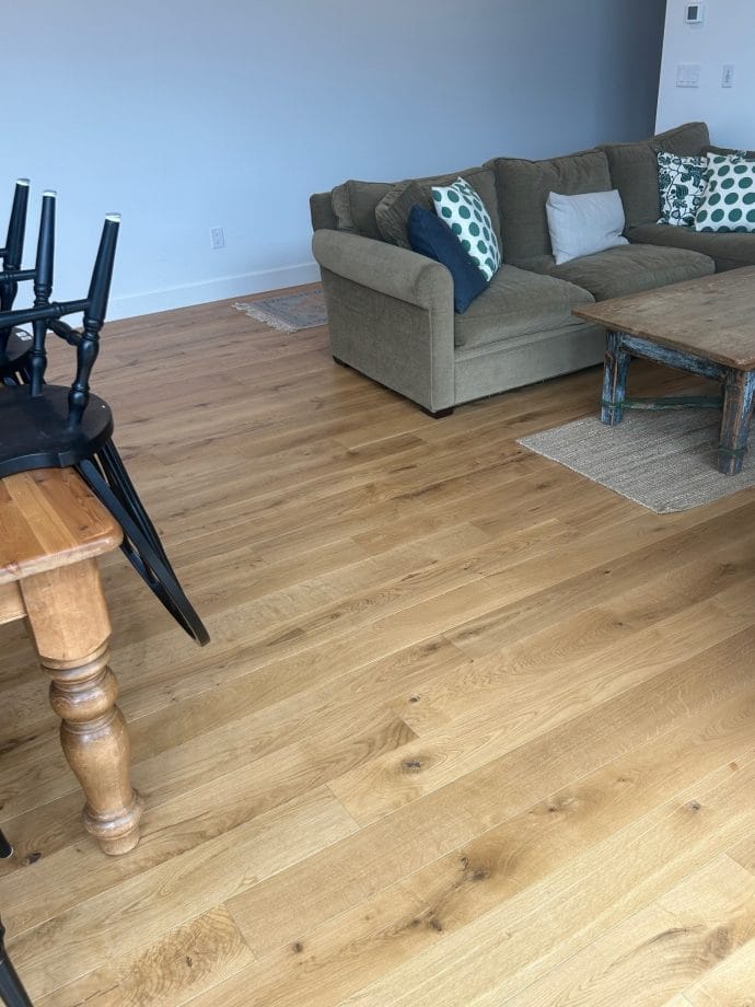 European Oak 9/16" x 6.1" x 6' Engineered Wood Flooring - Image 9