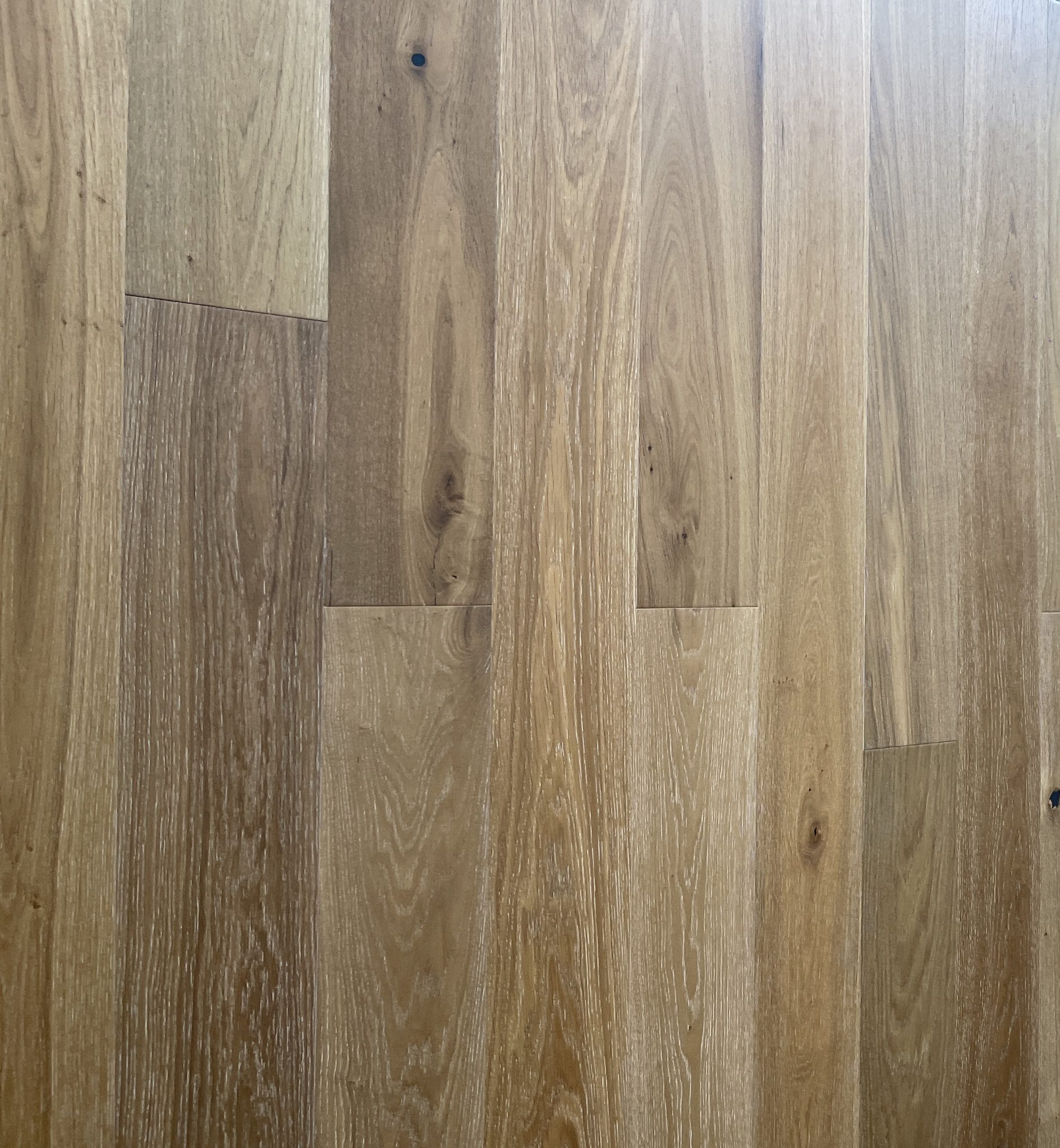 European Oak 1/2" x 7.5" x 2-6' Engineered Wood Flooring - Image 4